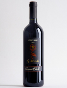 La presentacion de nuestra coleccion de vinos esta estudiada para resaltar la Calidad de Nuestros VINOS... somos una empresa de Brindisi en el Salento Italia y seleccionamos las mejores uvas de nuestra produccion para nuestros vinos Lomazzi & Sarli ahora con nueva tecnologia para ayudar los distribuidores de vinos en el mundo... Descubre el &nbsp;Gusto del vino Italiano con vinos tinto Primitivo Latias, Imperium Chardonnay, Negroamaro, Irenico Salice Salentino, Bocciolo Novello, Solice Rosato, Partemio Malvasia Bianca...